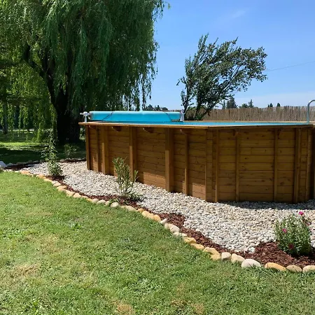 Gites La Ferme De Marguerite Tulette Exterior foto